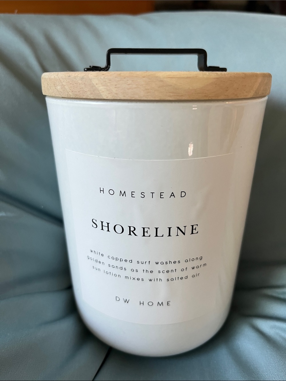 Homestead Shoreline Candle Jar with Wooden Lid - White
